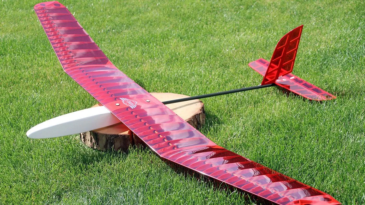 Freya HLG – Planeur RC F3K – 150 cm / 59 in – SHORT KIT