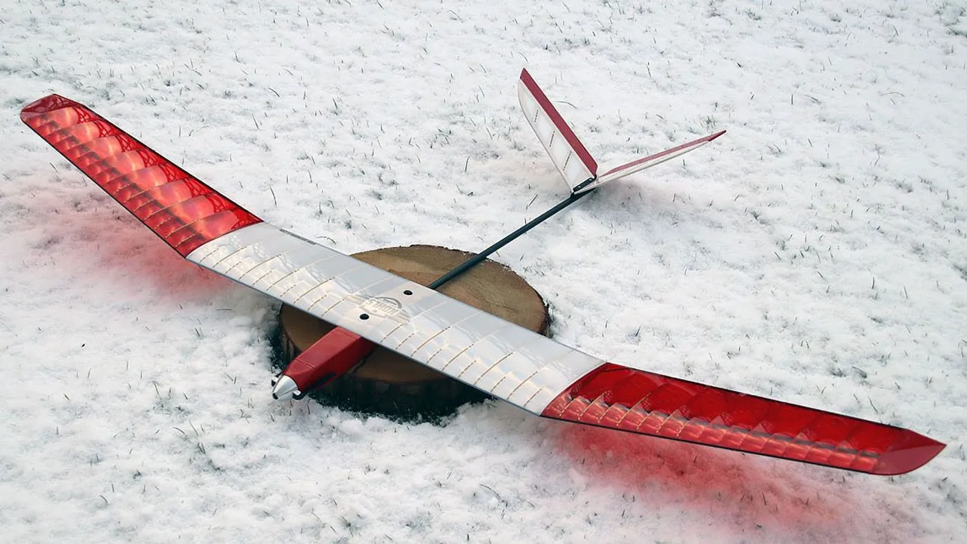 Freya EV – Planeur RC F5K – 150 cm / 59 in – SHORT KIT